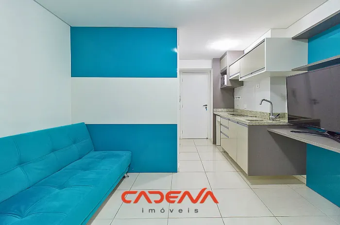 Studio com sacada e 1 vaga no Rebouças em Curitiba