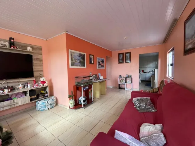 Vendo casa em guarapuava localização privilegiada