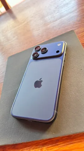 Vendo Iphone 17 Pro Max 256 GB (AZUL)