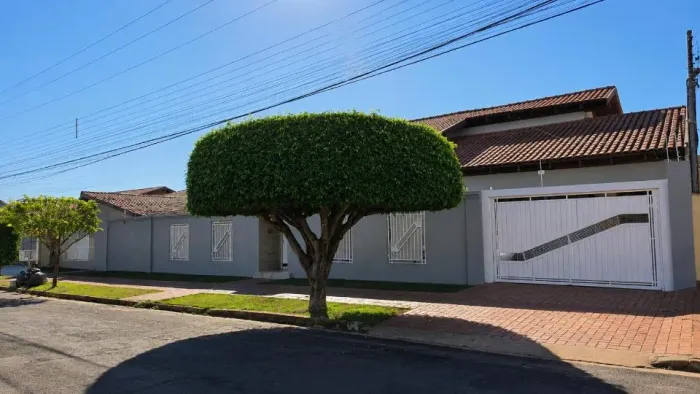 Campo Grande - Casa Padrão - Carandá Bosque