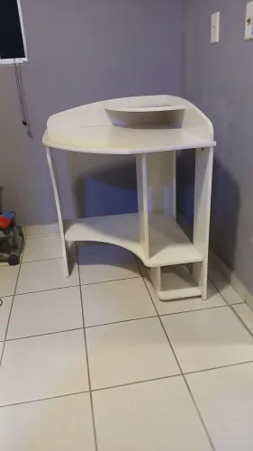 Mesa de computador branca mdf