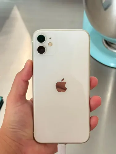 iPhone 11 64 GB Branco - Aceita Parcelamento | Excelente Estado