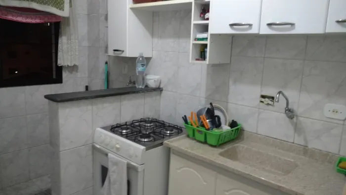 Alugo apartamento