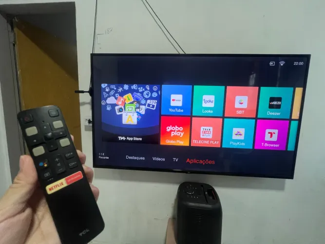 Tv tcl 65 polegadas (retirada tancredo neves)