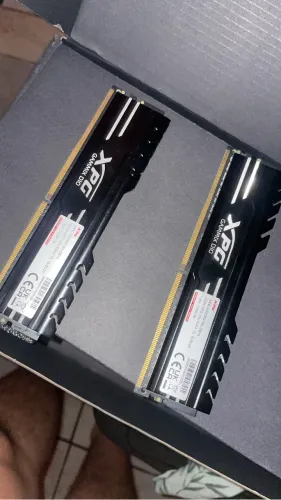 2 PENTE MEMORIA RAM , 2x8gb 3200hz XPG