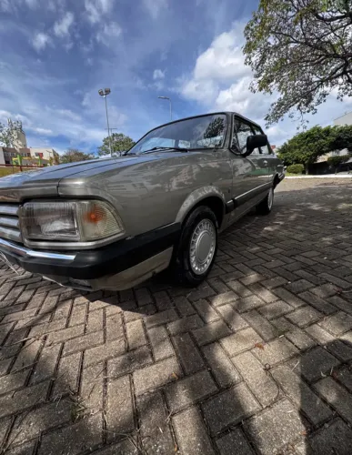 Ford Del Rey Ghia 1.8 / 1.6 2P E 4P 1990