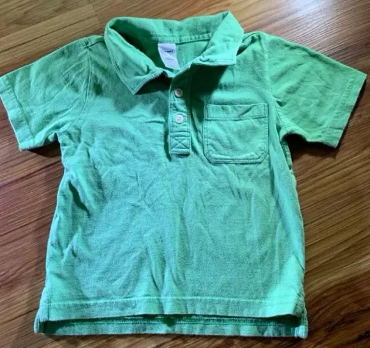 Camisa Old Navy tamanho 2 anos importada (Desapego)