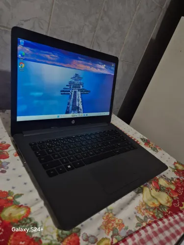 Notebook core i3 Top com 8gb DDR4 NVMe SSD tudo ok ideal para trabalhos e estudos