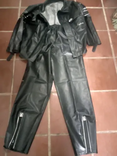 Conjunto capa de chuva