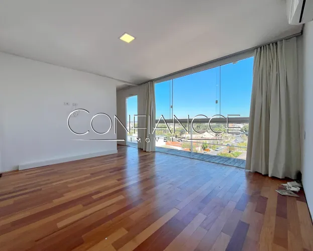 Casa com 3 quartos para alugar no Batel, Curitiba - PR | Confiancce Imóveis