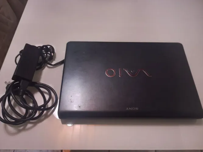 Notebook sony vaio modelo *pcg-81114L*