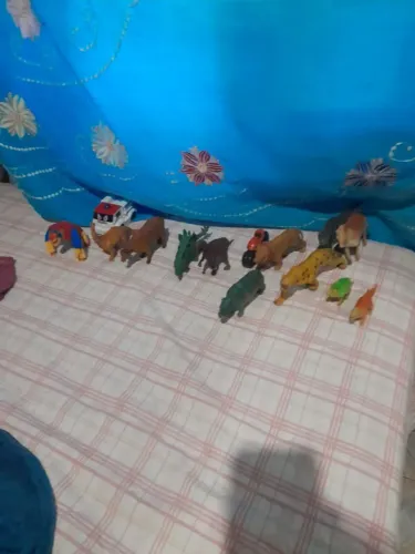 Dinossauros de brinquedo 