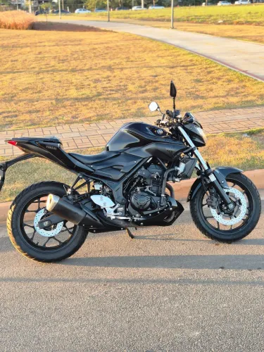 Vendo Mt 03 2017/2018 em ótimo estado