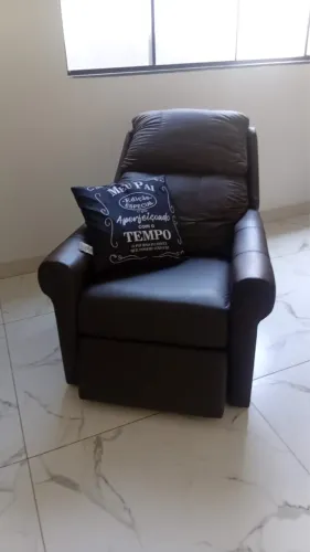 Poltrona em ótimo estado