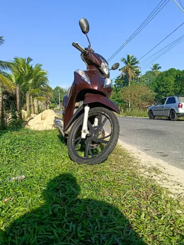 Biz nova pouco rodado de mulher
