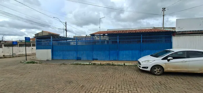 CASA DE ESQUINA