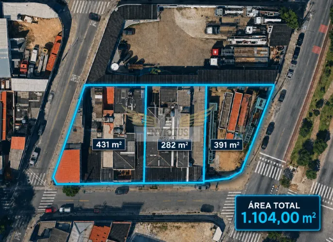 Terreno Comercial para Alugar com Esquina com 3 Frentes em Avenida no Parque Capuava, Sant