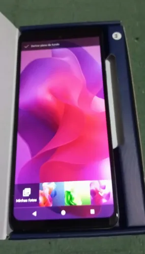 Moto G24, na caixa. Muito novo.
