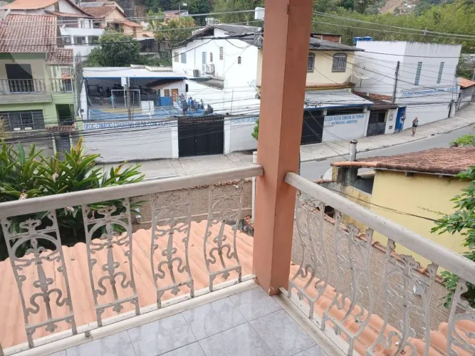 CASA 4 QTOS (STE) PISCINA FONSECA
