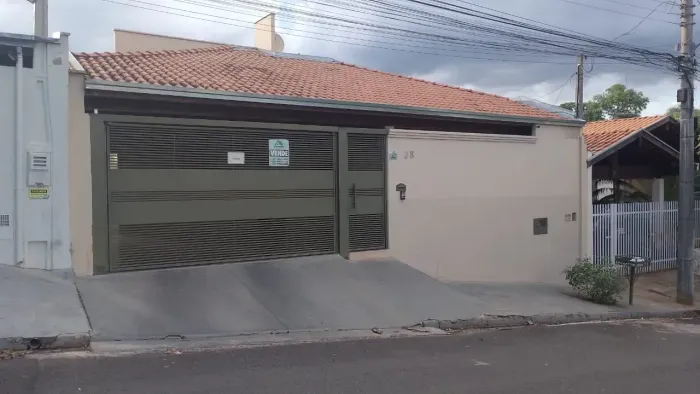 Imóvel para venda com 200 metros quadrados com 3 quartos em Centro - Jales - SP