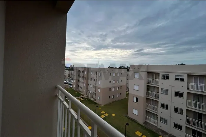 Apartamento com dois quartos em Mogi Mirim - $ 950,00