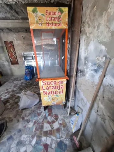Carroça de sucos em perfeito estado