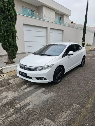 Honda Civic Sedan LXS 1.8/1.8 Flex 16V Mec. 4P 2014
