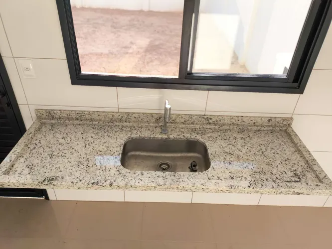 Vendo Pia de Granito Dallas com Cuba
