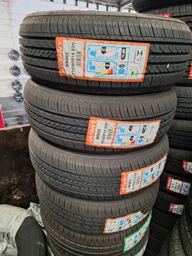 Pneus novos 185/60/14 só 269.99