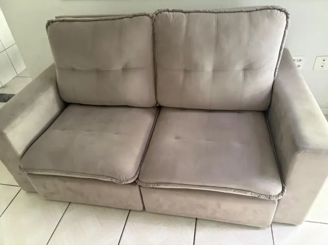 VENDE-SE SOFÁ
