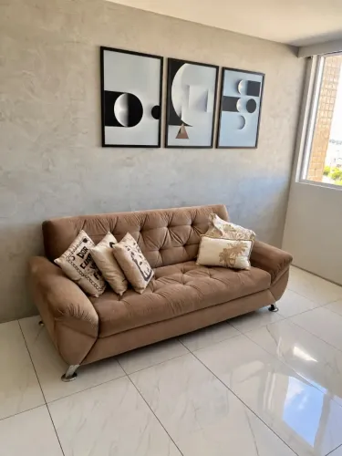 Sofa Larissa Style (na MagazineLuiza, novo custa +d 1100)