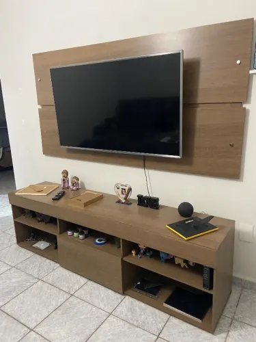 Rack e pinel pra TV excelente estado
