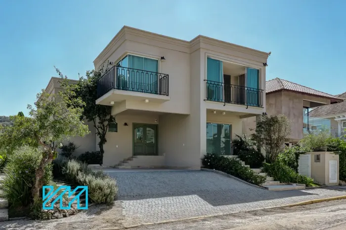 Casa à Venda no Condomínio Vivendas do Atlântico em Balneário Camboriú