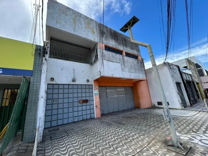 Alugo prédio comercial vizinho ao shopping Midway