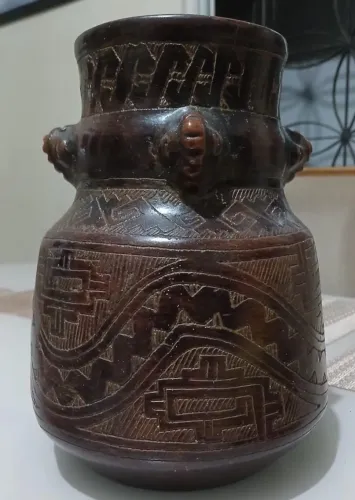Vaso marajoara 