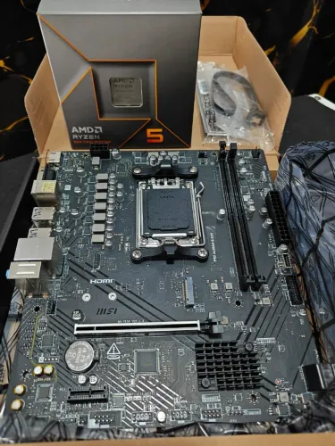 Kit placa mãe Ryzen 5 8400f + a620 pro