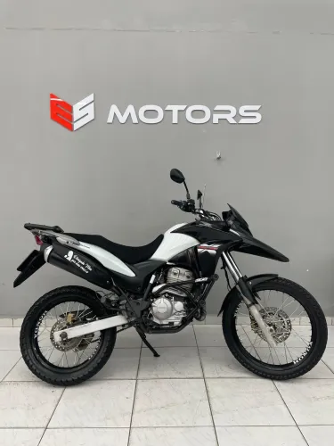 Oportunidade!! XRE 300 2015 corre que essa voa! ESMotors