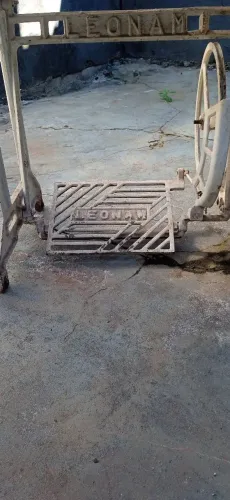 Base de máquina de costura