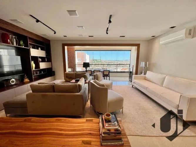 Apartamento com 3 dormitórios à venda, 141 m² por R$ 1.350.000,00 - Condomínio Manacá - Ta