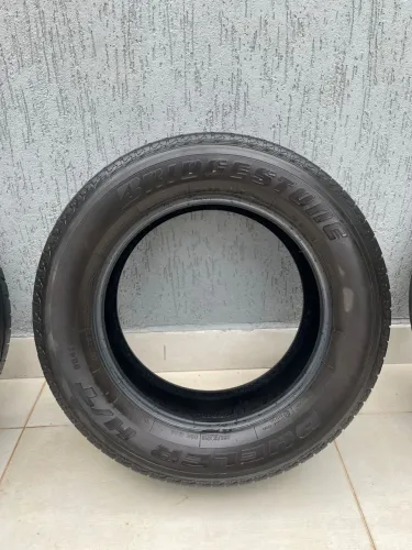 Pneu Hilux aro 18