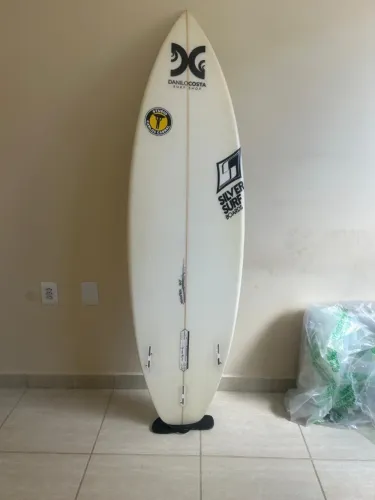 Prancha de Surf Usada - Boa para Treino e Evolução