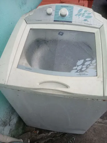Maquinas pra pecas ou reparos