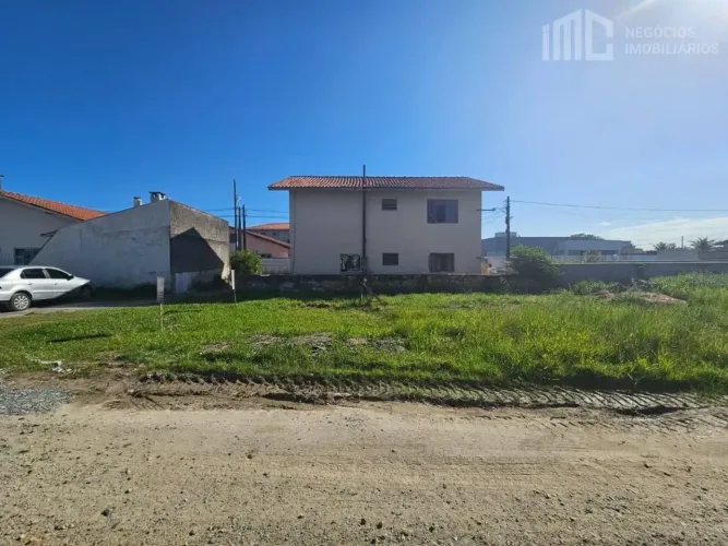 Terreno bem localizado (18,00x12,00)| Centro - BBS