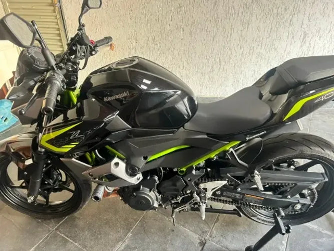 Kawasaki Z400 2020 ABS - Baixa KM, Revisada e Muito Nova