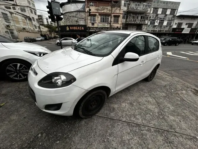 Fiat Palio Attractive 1.0 EVO Fire Flex 8V 5P 2014