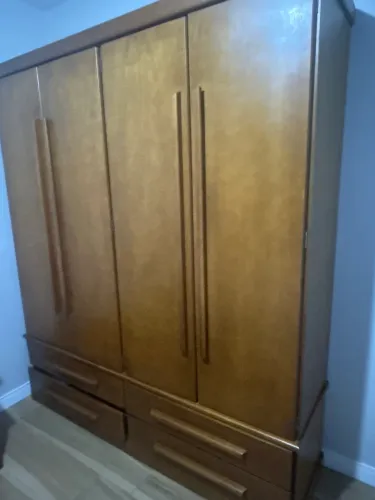 Guarda Roupa Madeira Maciça