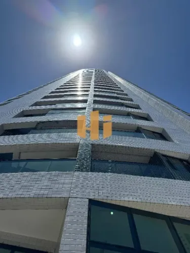 Apartamento à venda no Edifício Praça do Rosarinho Prince