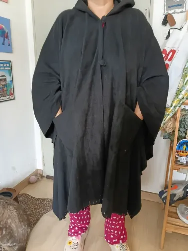 Vendo um pala ou poncho feminino tamanho único 