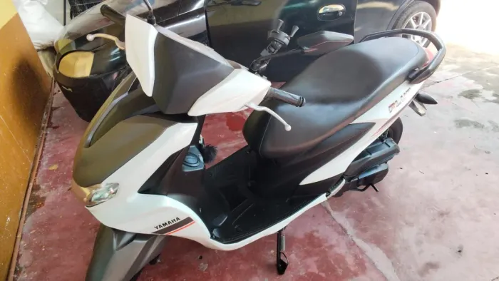 Vendo moto Yamaha 125