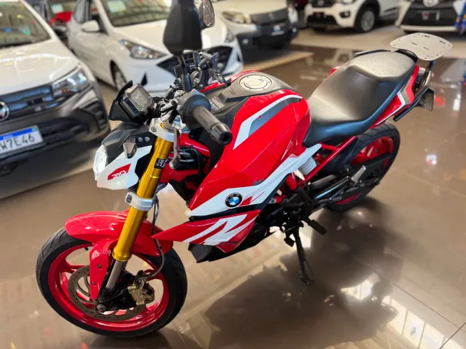 BMW G 310 R 2023 único dono
